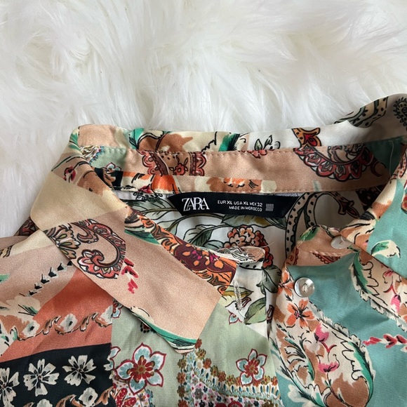 Zara button up - Picture 2 of 3